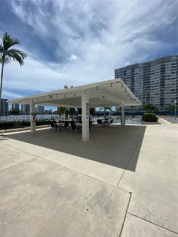 2780 NE 183rd Street Aventura FL 33160