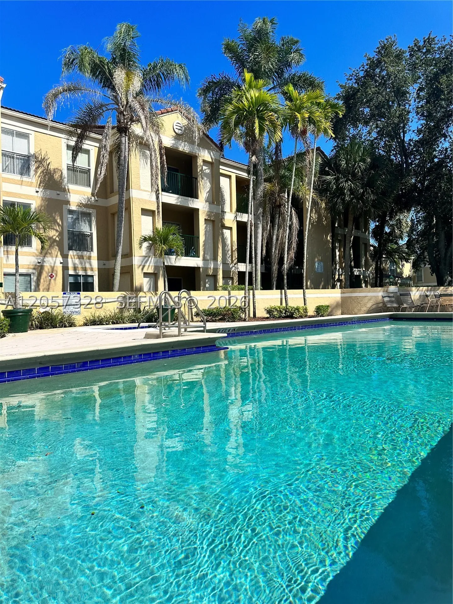 833 Riverside Drive Coral Springs FL 33071