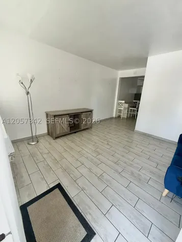 1600 Pennsylvania Avenue Miami Beach FL 33139