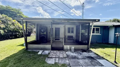 320 Holloway Drive Plantation FL 33317