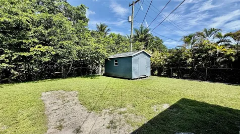 320 Holloway Drive Plantation FL 33317