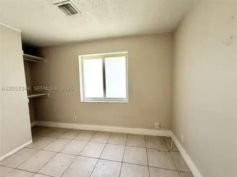 320 Holloway Drive Plantation FL 33317