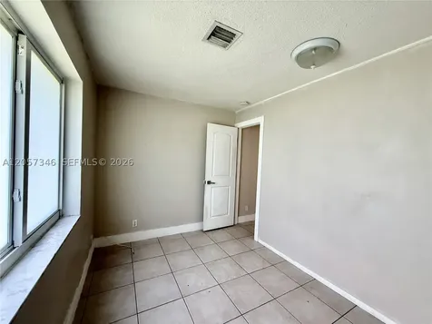 320 Holloway Drive Plantation FL 33317