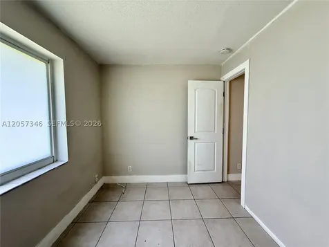 320 Holloway Drive Plantation FL 33317