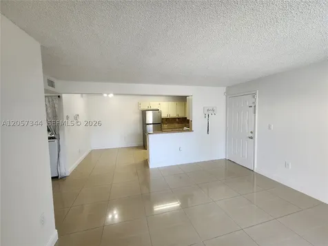 9491 S Palm Circle S Pembroke Pines FL 33025