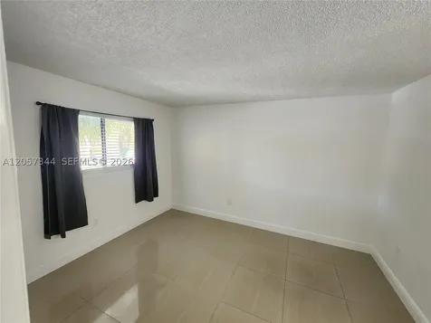 9491 S Palm Circle S Pembroke Pines FL 33025