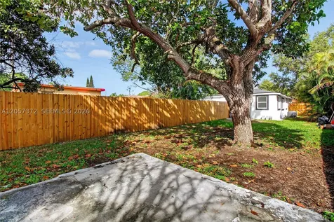 428 NW 97th Street Miami FL 33150