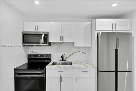 428 NW 97th Street Miami FL 33150