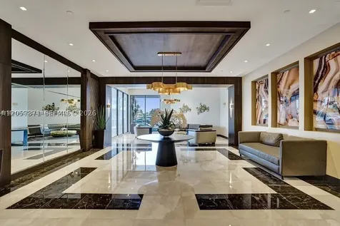 20505 E Country Club Drive Aventura FL 33180