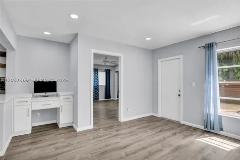 851 SW 49th Terrace Margate FL 33068