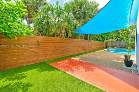 851 SW 49th Terrace Margate FL 33068