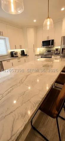 6958 Park Street Hollywood FL 33024