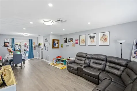 10960 NW 21st Street Sunrise FL 33322