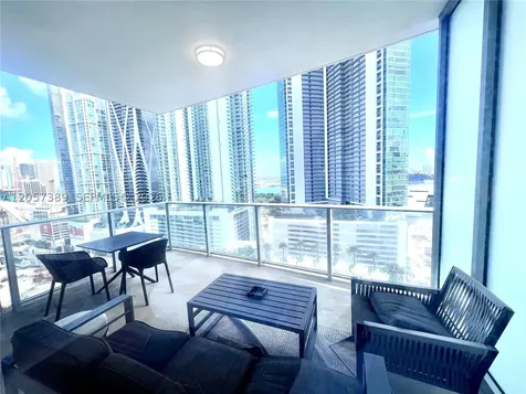 851 NE 1st Avenue Miami FL 33132