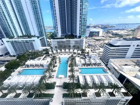 851 NE 1st Avenue Miami FL 33132