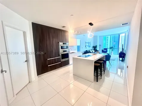 851 NE 1st Avenue Miami FL 33132