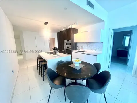 851 NE 1st Avenue Miami FL 33132