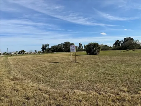 987 Watson Way Moore Haven FL 33471