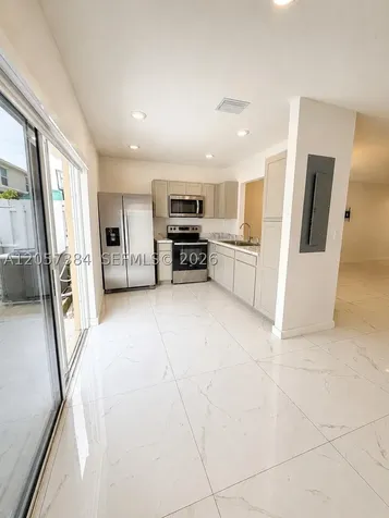 461 NE 5th Way Florida City FL 33034