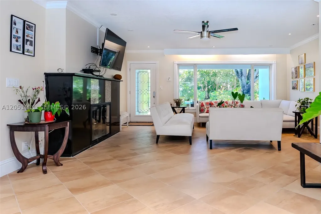 1529 Bayview Drive Fort Lauderdale FL 33304