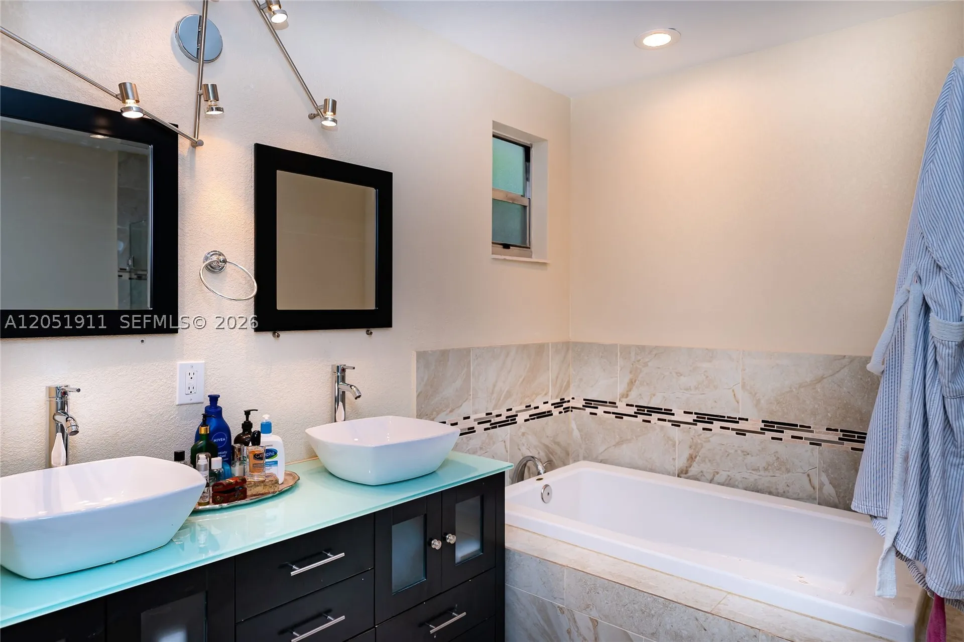 1529 Bayview Drive Fort Lauderdale FL 33304
