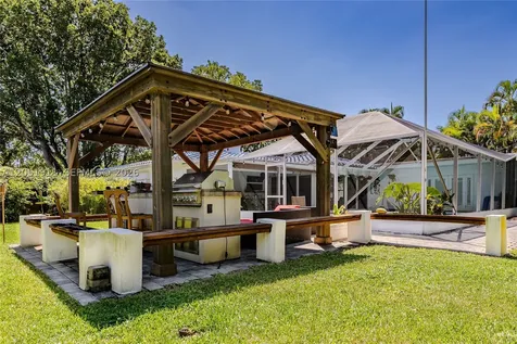1529 Bayview Drive Fort Lauderdale FL 33304