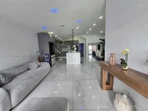 20950 SW 119th Court Miami FL 33177