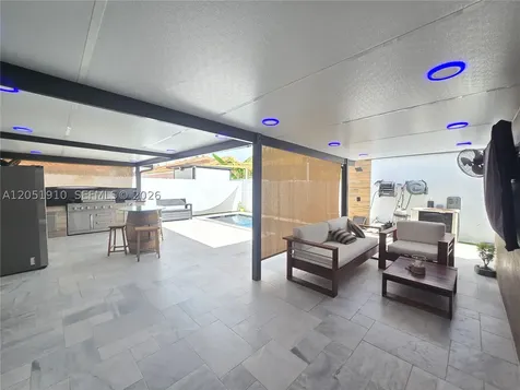 20950 SW 119th Court Miami FL 33177