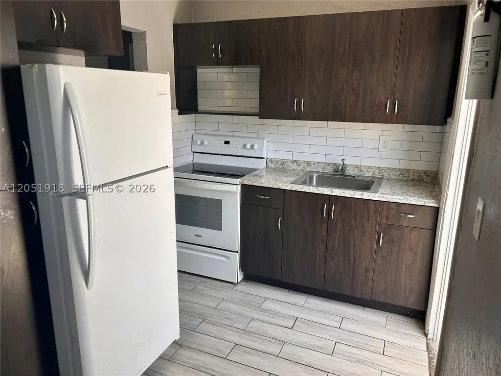 3070 NW 12th Court Fort Lauderdale FL 33311