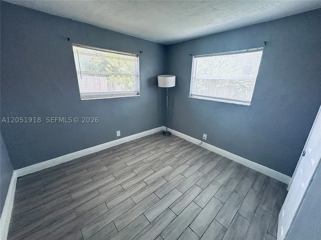 3070 NW 12th Court Fort Lauderdale FL 33311