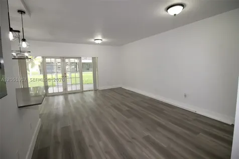 8340 SW 154th Avenue Miami FL 33193