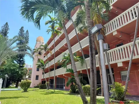 180 12 Hallandale Beach FL 33009