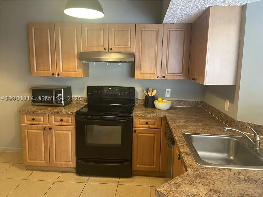 8871 Wiles Road Coral Springs FL 33067