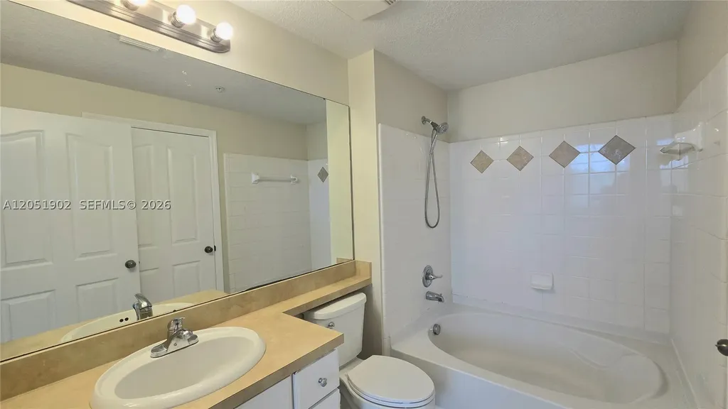 1307 E Myrtlewood Circle E Palm Beach Gardens FL 33418