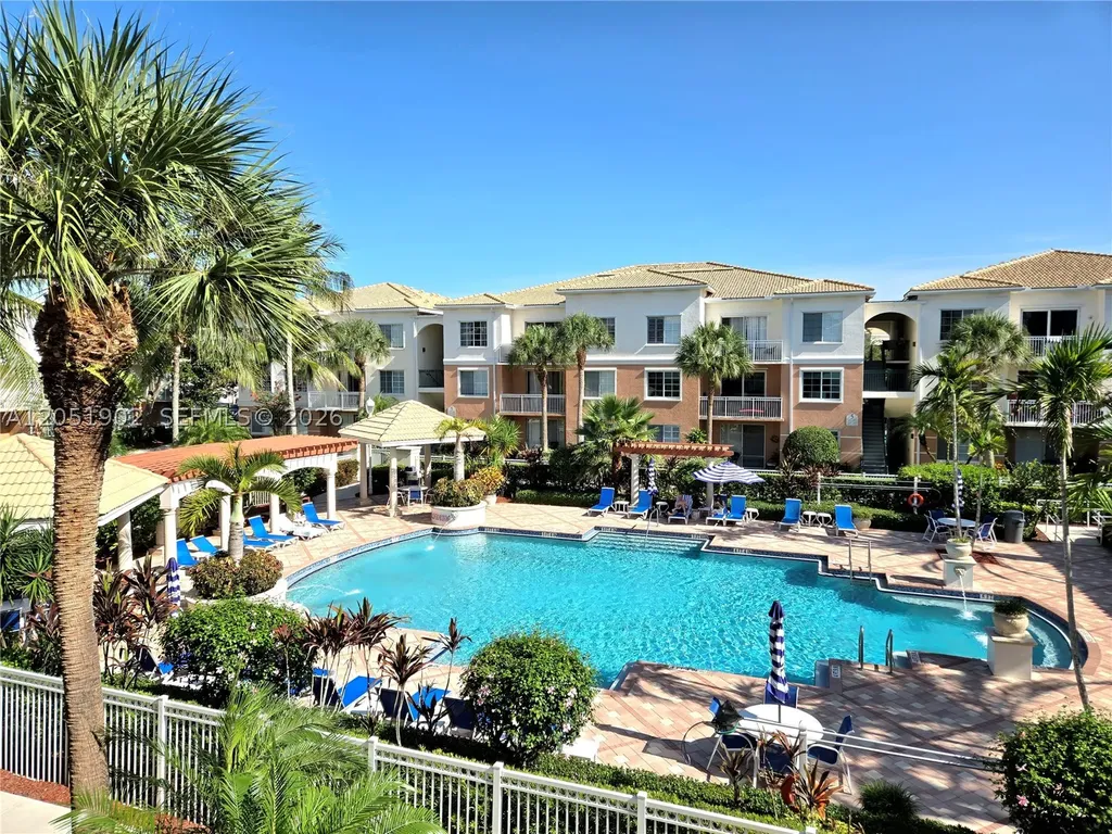 1307 E Myrtlewood Circle E Palm Beach Gardens FL 33418