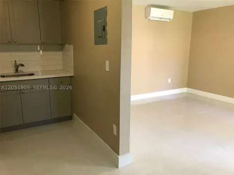4550 SW 67th Avenue Miami FL 33155