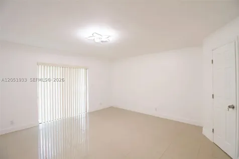 5215 SW 40th Avenue Dania Beach FL 33314