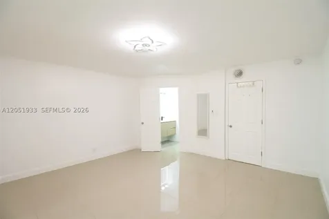5215 SW 40th Avenue Dania Beach FL 33314