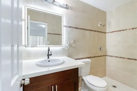 5215 SW 40th Avenue Dania Beach FL 33314