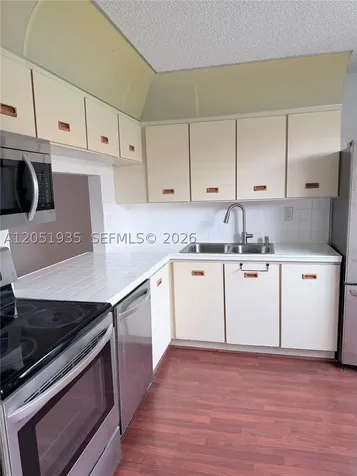 9850 Hammocks Boulevard Miami FL 33196