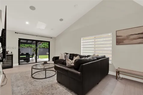 13370 SW 99th Terrace Miami FL 33186