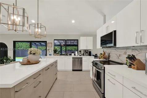13370 SW 99th Terrace Miami FL 33186