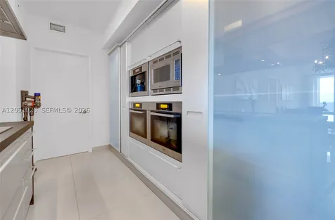 18201 Collins Avenue Sunny Isles Beach FL 33160