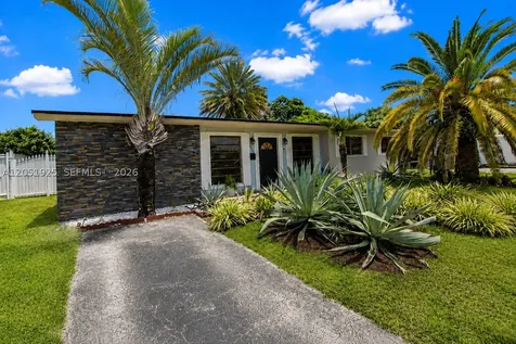 5865 W 13 Avenue Hialeah FL 33012