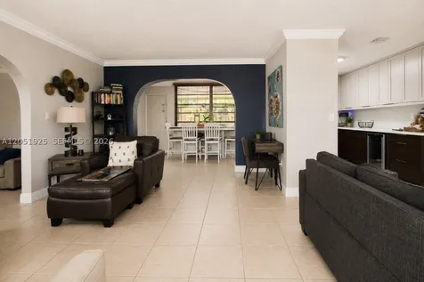 5865 W 13 Avenue Hialeah FL 33012