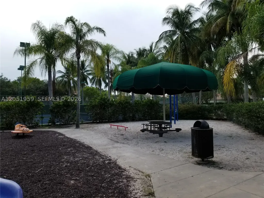 8362 Via Serena Boca Raton FL 33433