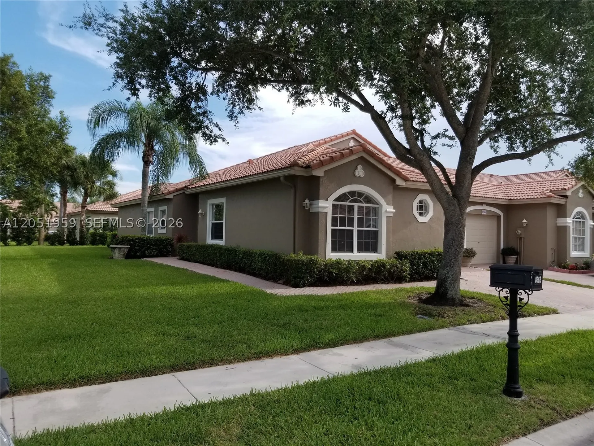 8362 Via Serena Boca Raton FL 33433