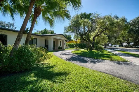 9801 SW 73rd Court Pinecrest FL 33156