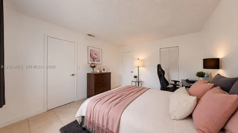 15701 W Waterside Circle Sunrise FL 33326