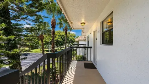 15701 W Waterside Circle Sunrise FL 33326